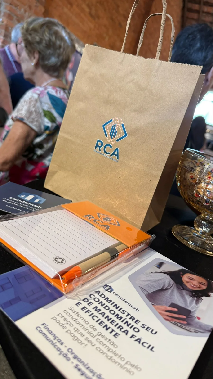 Material da RCA sobre gestão condominial e Condomob